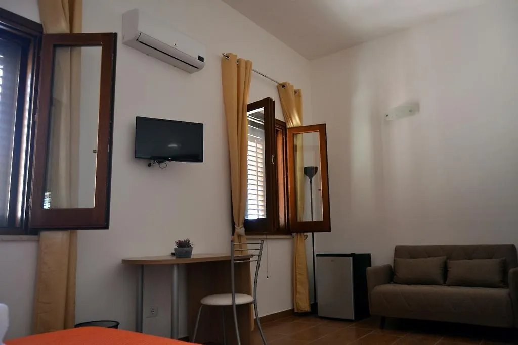 Pensión Hotel Palazzo Graziano Terrasini