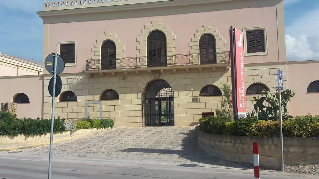 Palazzo Graziano Guest House Terrasini Favarotta 2*,